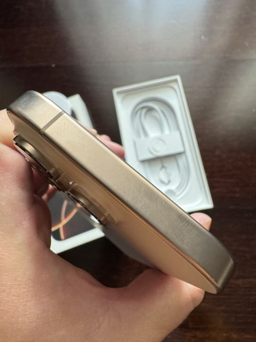 iPhone 16 Pro 256Gb Desert 1 цикл, MDM, Гарантия до августа