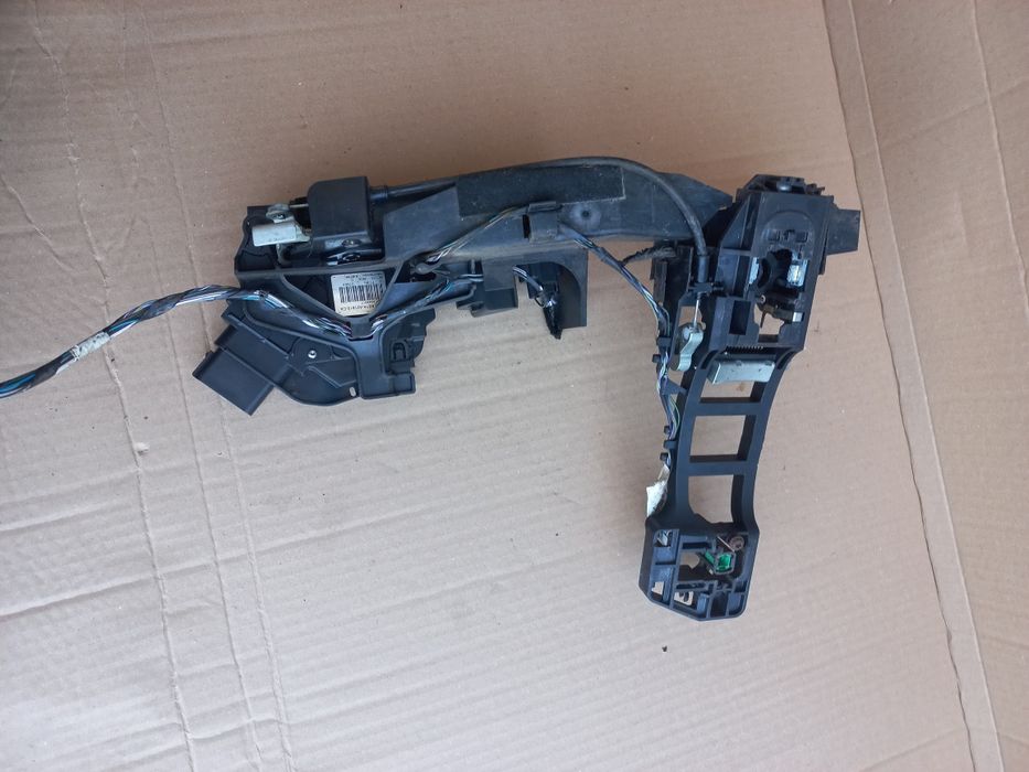 Zamek drzwi prawy przód ford mondeo s-max galaxy 8s7a-a21812-ca