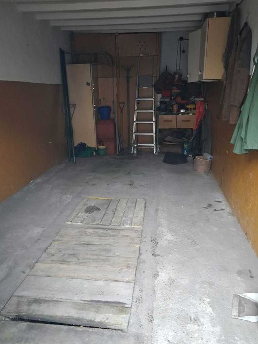 Garaż murowany z kanałem przeglądowym