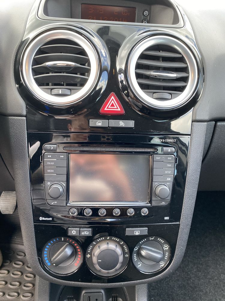 Opel Corsa! 1.3 cdti! Navi! Klima! Hak