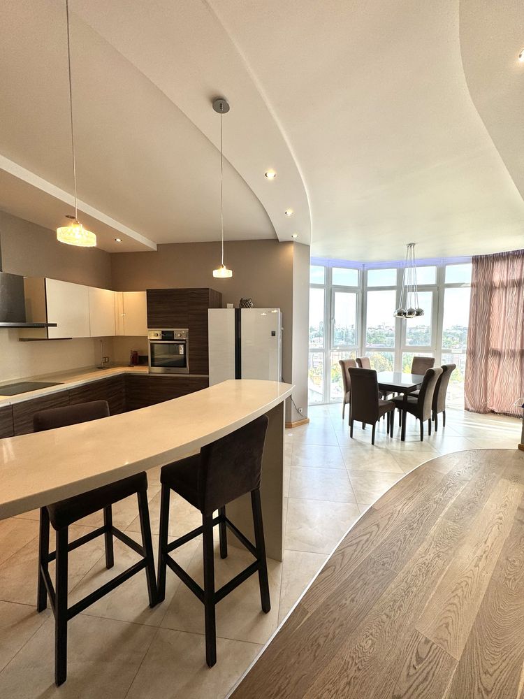 Сдам 3 комнатную квартиру 100м2 Авантаж ЖК Культуры, 22Б