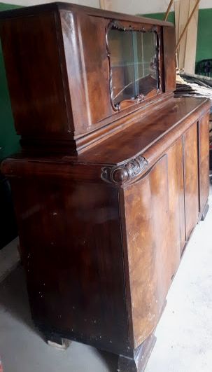 Kredens rzeźbiony z nadstawką Biedermeier z biurkiem bardzo oryginalne