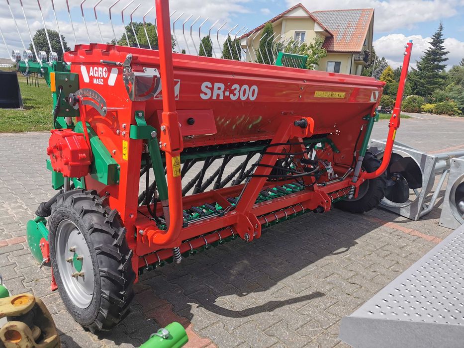 Siewnik zbożowy STOPKOWY AGRO-MASZ SR 300 3 m !!! 2025 dostawa