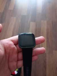 Fit Bit Versa 2 smart watch