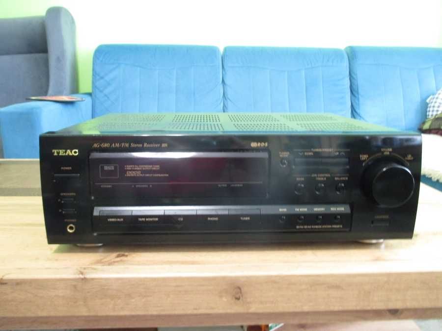 Amplituner TEAC AG-680 /do 200 W\