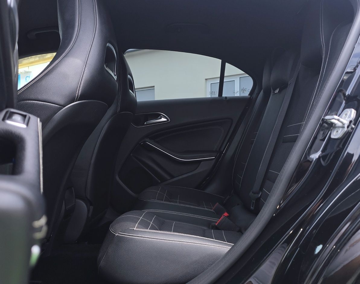 Mercedes-Benz A180 cdi 2017  blak edition