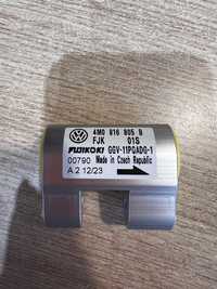 Зворотній клапан 4M0816805B Audi E-tron