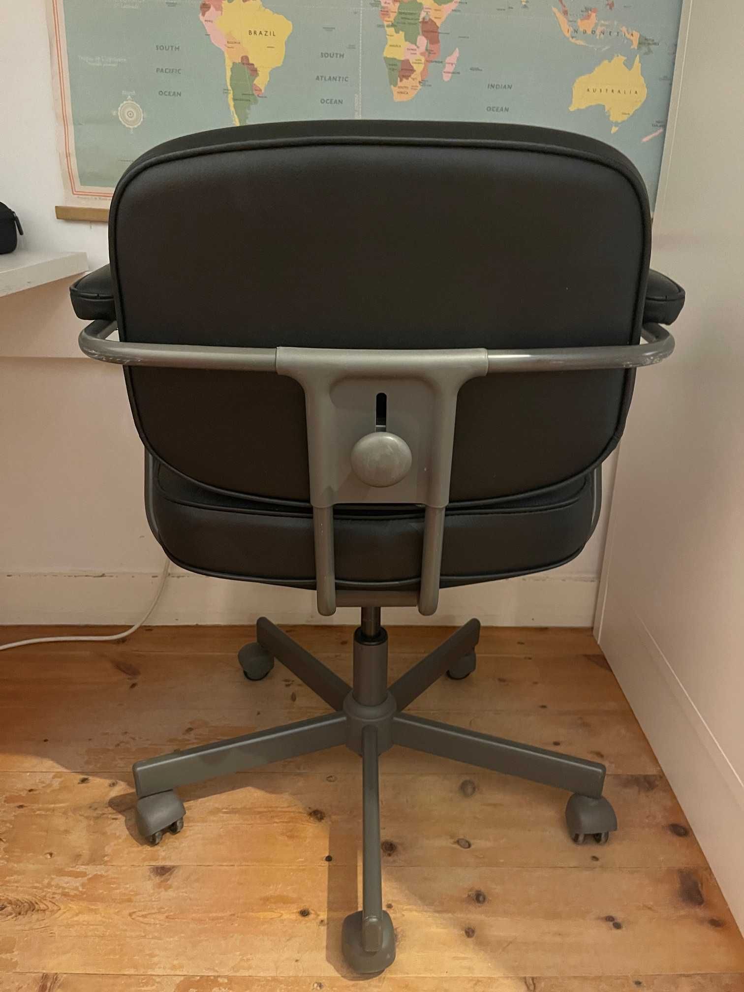 Cadeira Escritorio giratória Ikea modelo ALEFJÄLL preto
