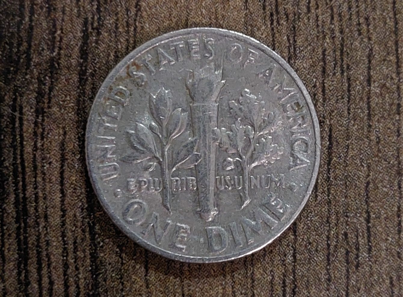 Монета 10 центов 1967год. США.