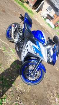 Yamaha yzf R3 2016