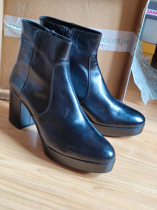 Женские ботинки UNISA 41 р.