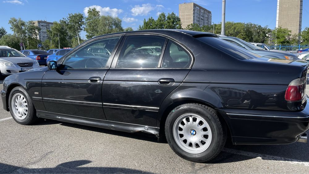 Продам бмв bmw e39 528i газ бензин