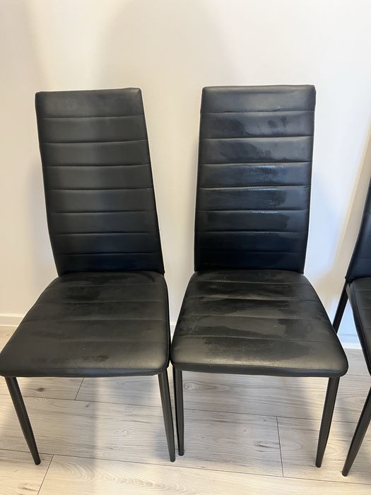 Krzesla czarne ekoskóra Jysk 4szt.