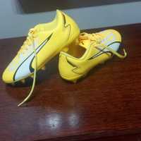 Tenis de futebol PUMA