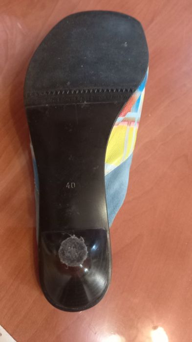 Шлепанцы женские-кожанные