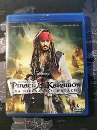 Piraci z Karaibów - Na nieznanych wodach