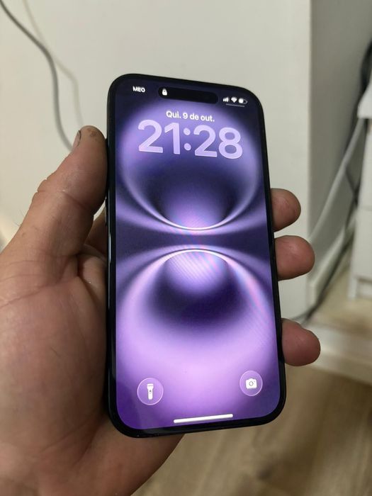 iPhone 16 black troco