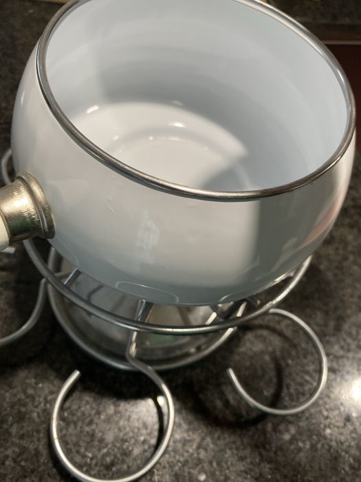 Fondue de 6 taças. Nunca utilizado.