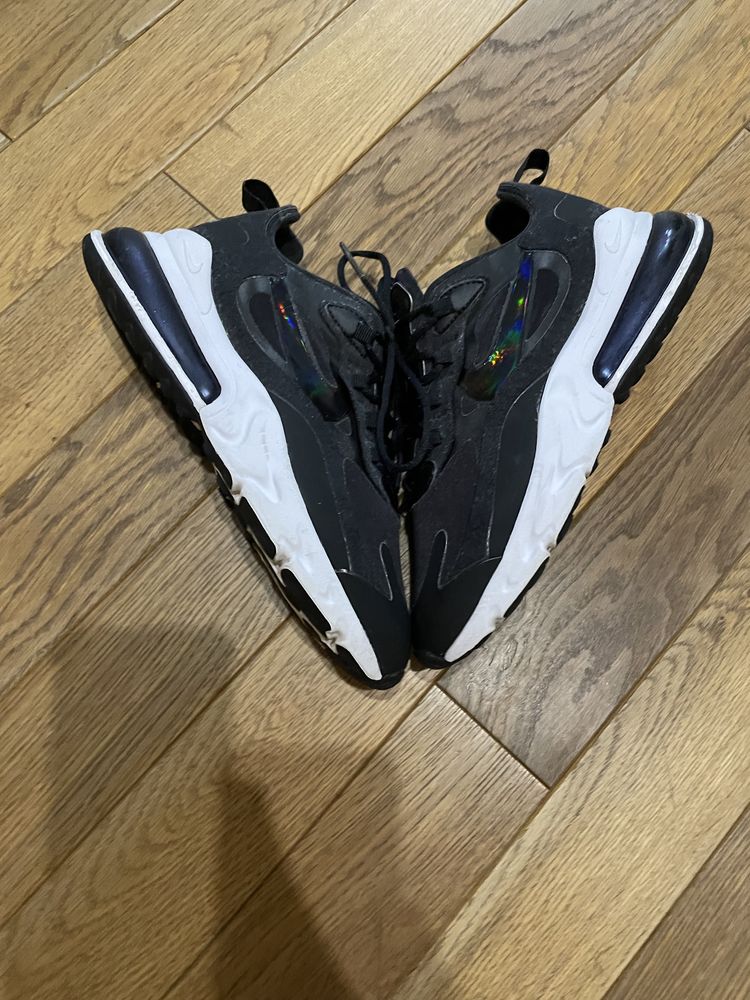 Nike Air Max 270 React