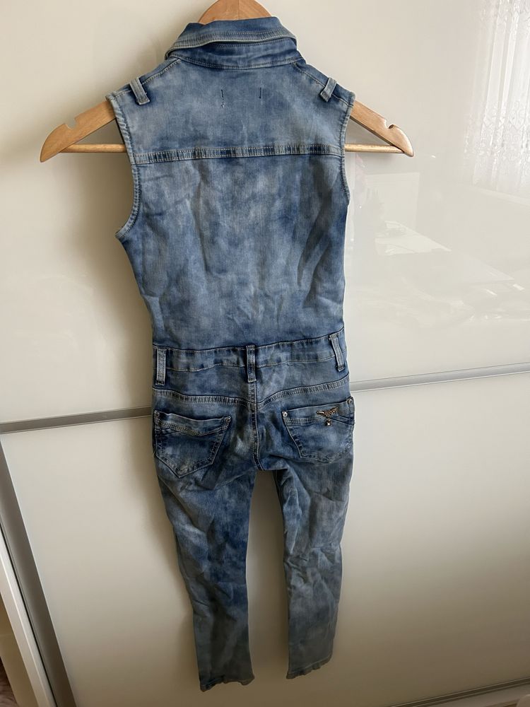 Kombinezon jeansowy rozmiar 128