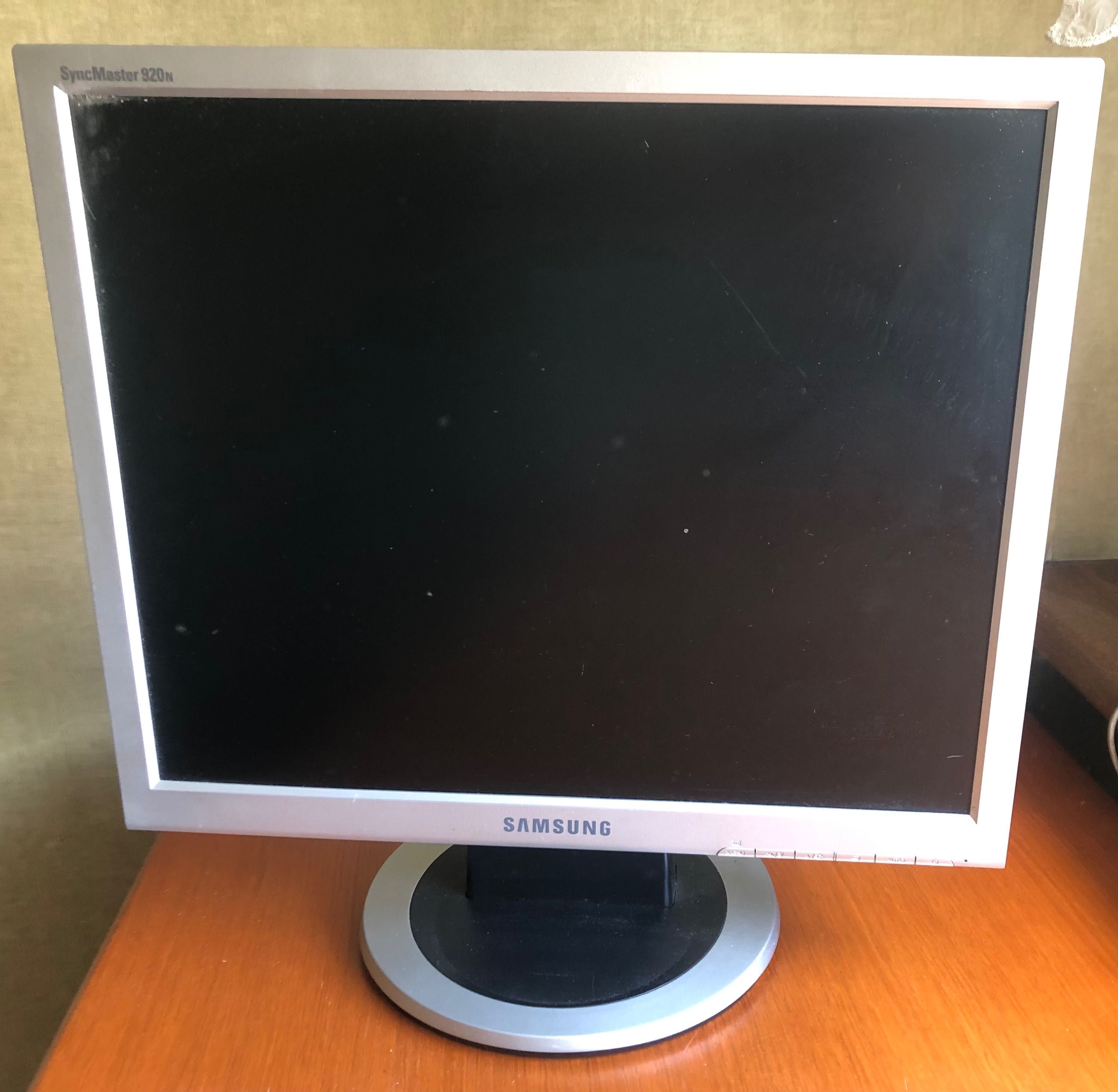 Monitor SAMSUNG   SyncMaster 920 N