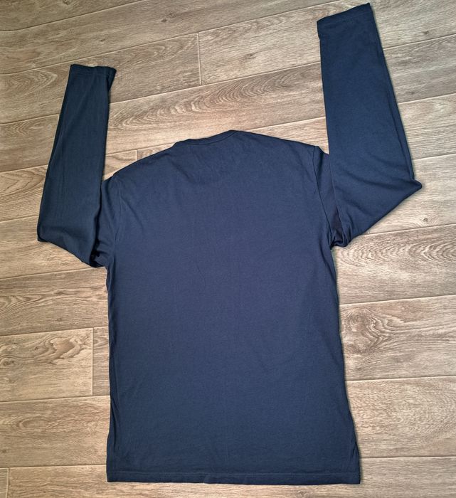 Лонгслив EMPORIO ARMANI р.М оригинал