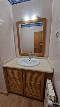 Móvel de casa de banho, lavatório e espelho