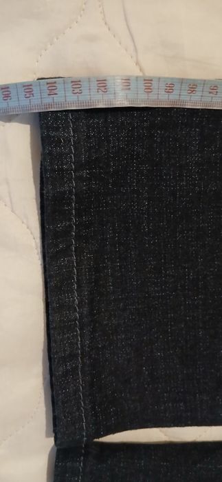 Чоловічі джинси прямі.