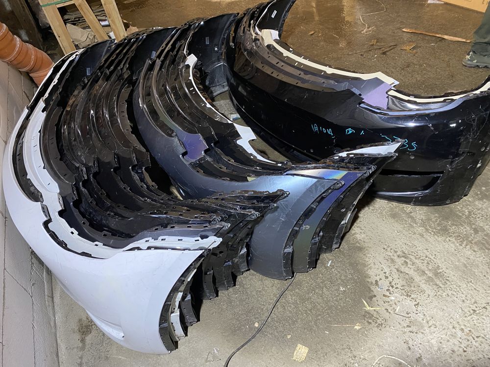 Бампер передний Tesla Model Y
