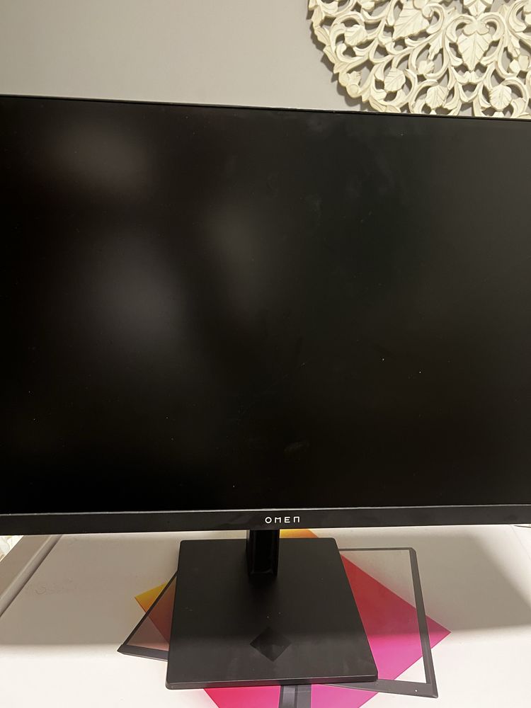 Monitor omen 27’ 165Hz