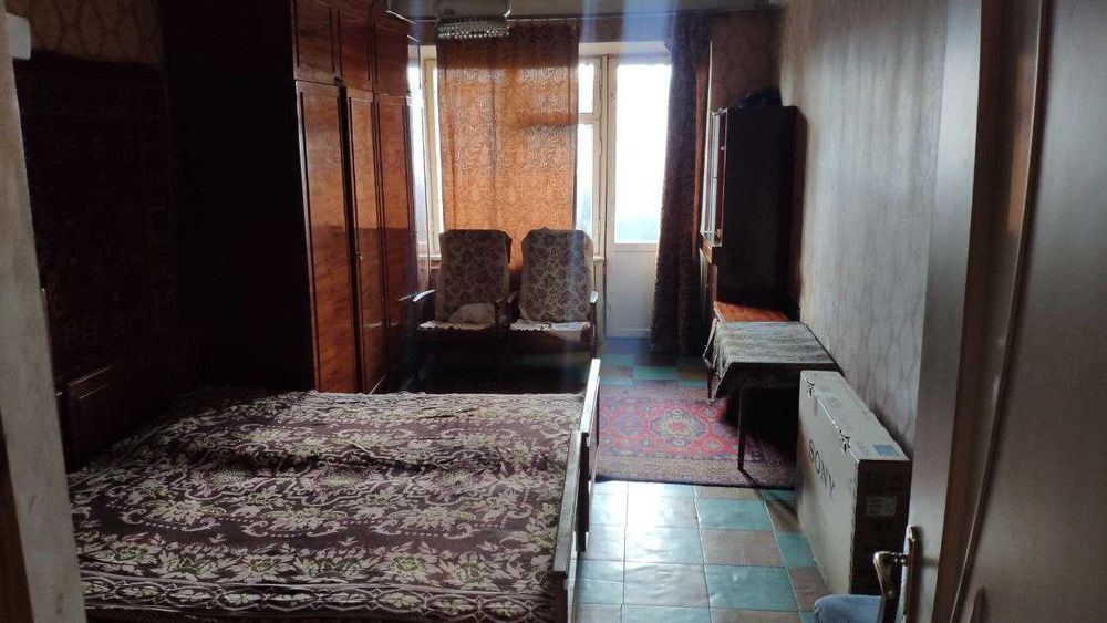 *Продаж 3-х кімнатної квартири по вул. Авраменка, Шевченківський район