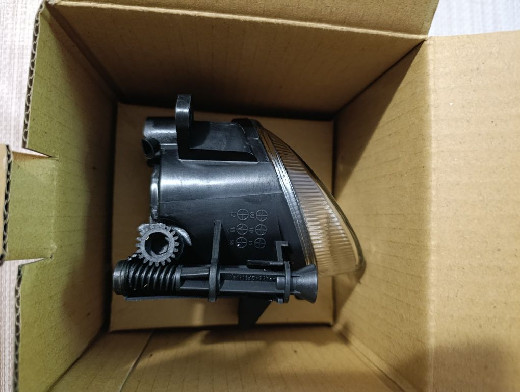 Lampy przeciwmgielne DEPO do AUDI A4 B8,A5, VW PASSAT B6,