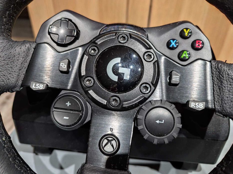 Logitech G923 TrueForce - idealny zestaw do symulatorów na XBOX/PC