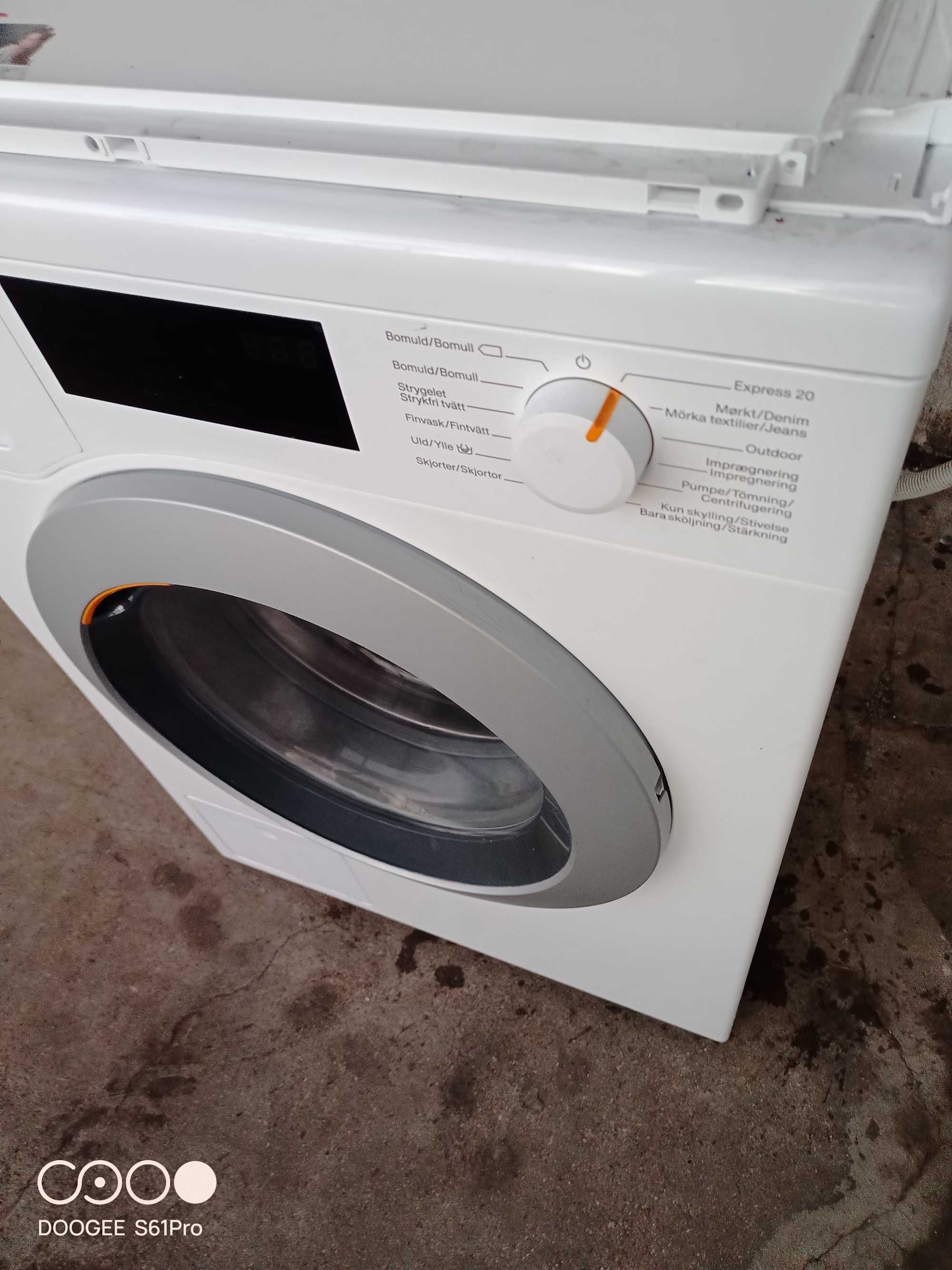Pralka miele WDB020
