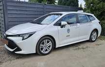 Wynajem wypożyczalnia samochodów hybrid toyota pod uber bolt taxi