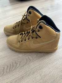 Nike Son Of Force Mid Winter 44 (como novas)