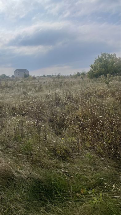 Продам земельну ділянку 10 соток