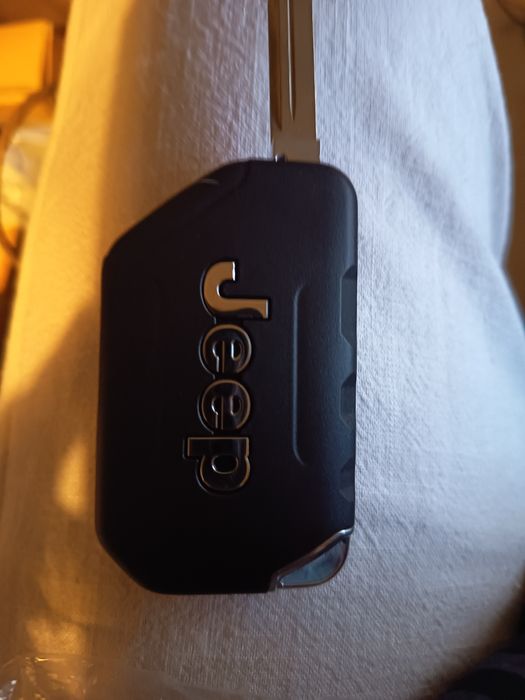 Controlo remoto Jeep