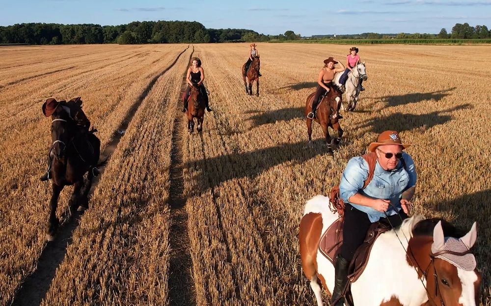 DRON dronem usługi FILMY 4k ZDJĘCIA WIDEO eventy nieruchomości działki