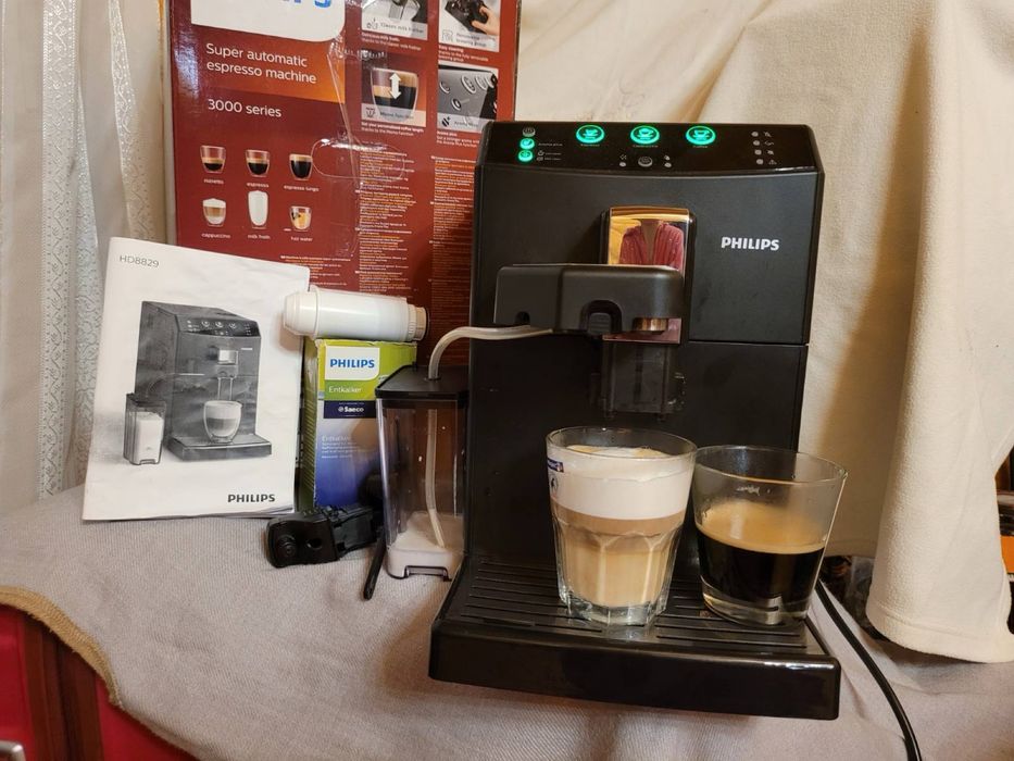 Кавоварка кавомашина Philips стан нововоі  з дому