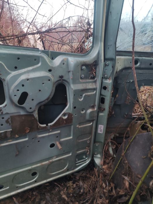 Продам двері з дафа 2008рік