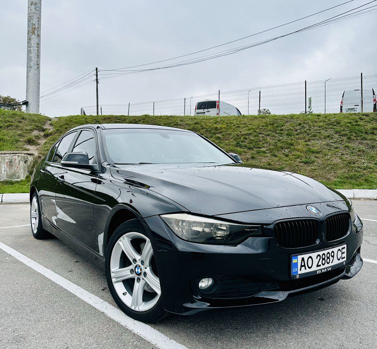Bmw f 30 320i 2014 року