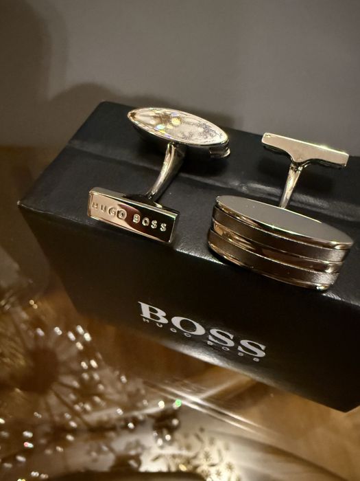 Запонки Boss Оригінал Нові