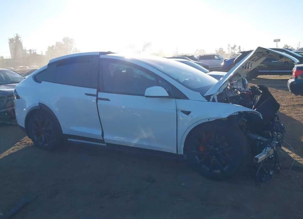 TESLA MODEL X Plaid TRI Motor ALL-WHEEL Drive 2023