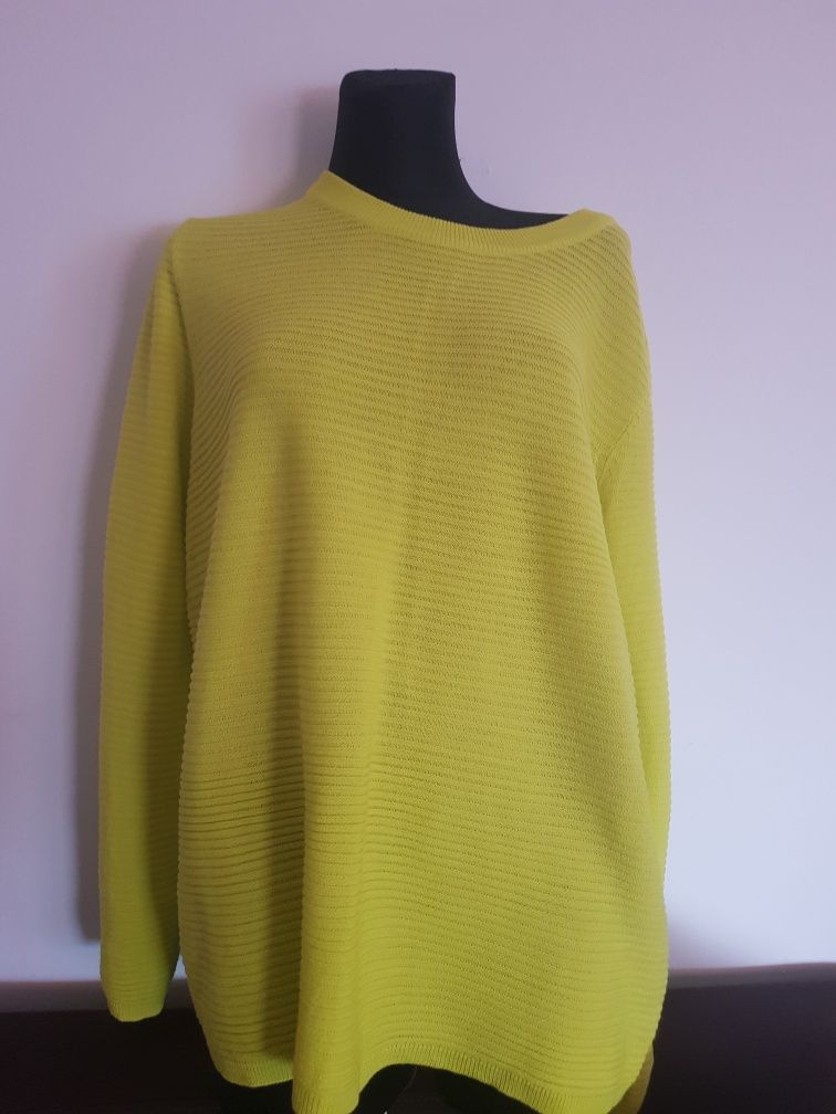 Neonowy sweter damski marki Janina rozmiar 4XL