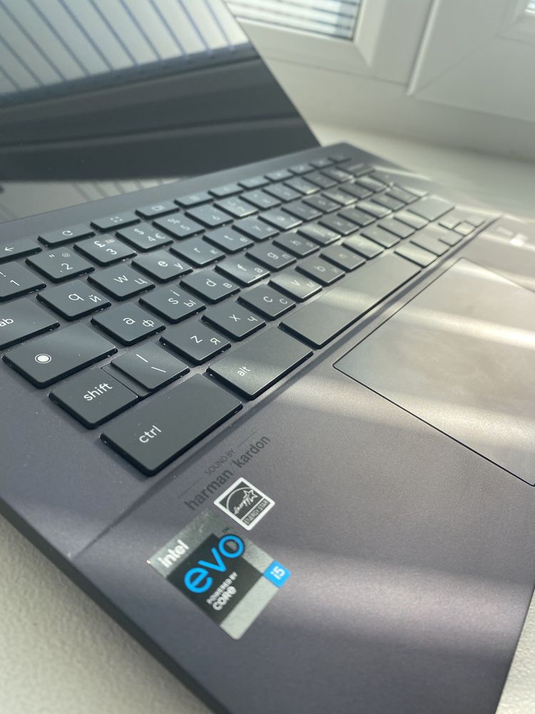 Ноутбук ASUS ChromeBook з гарантією