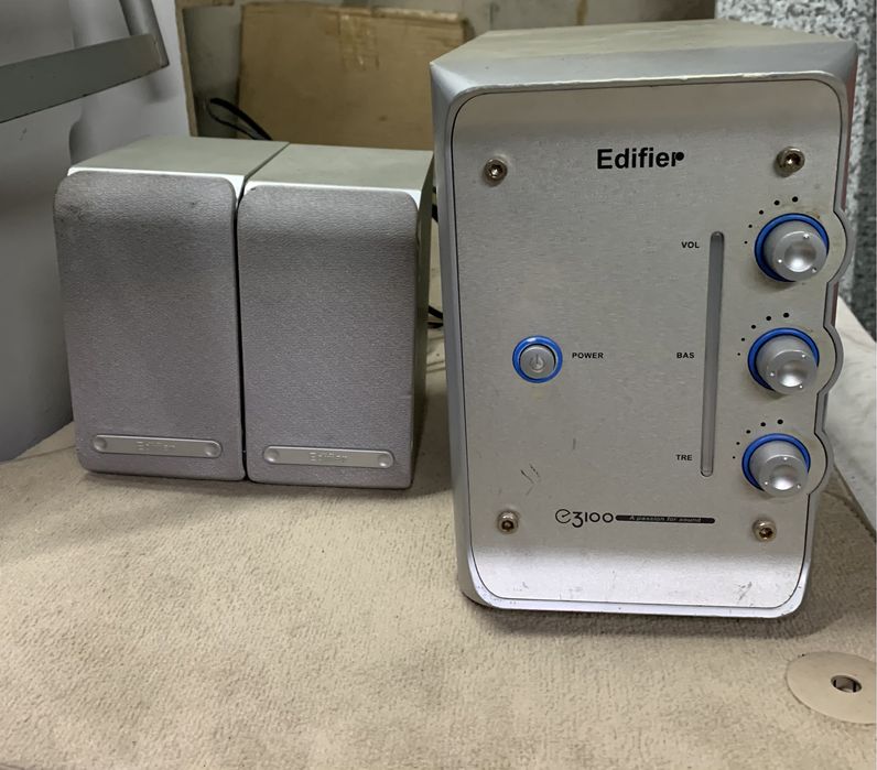 Продам колонки( акустику ) Edifier 3100