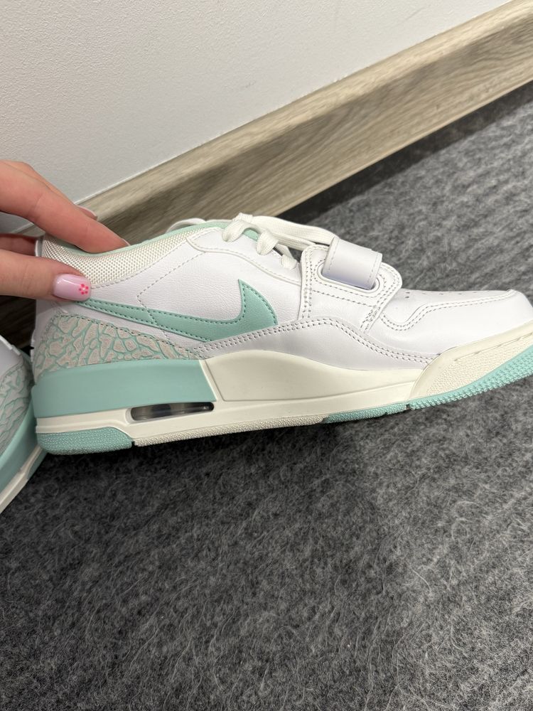 Nike air jordan legacy 312