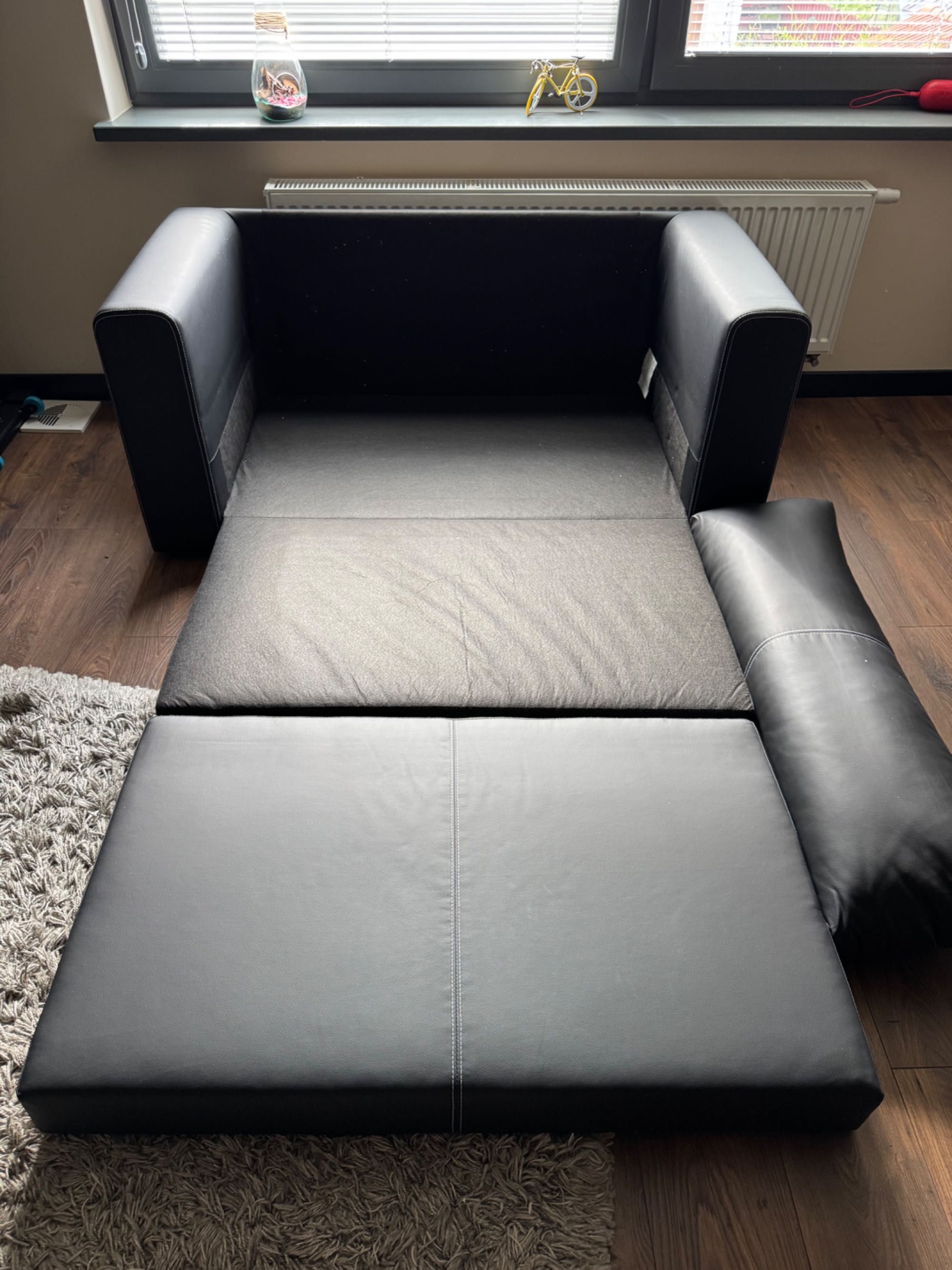 Sofa rozkładana IKEA Askeby czarna eko skóra jak nowa mała