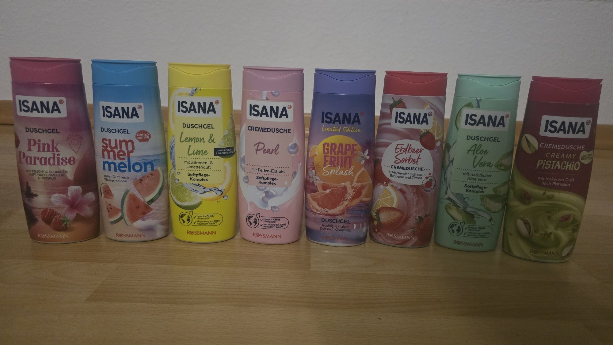 Zestaw 8 żeli pod prysznic z niemiec poj 300 ml